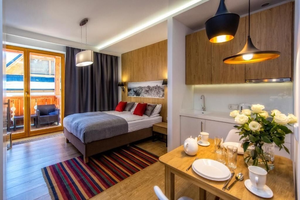 Studio (107 with SPA, Pool access)