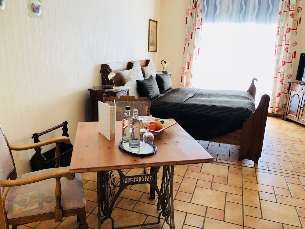 Comfort Room (6)