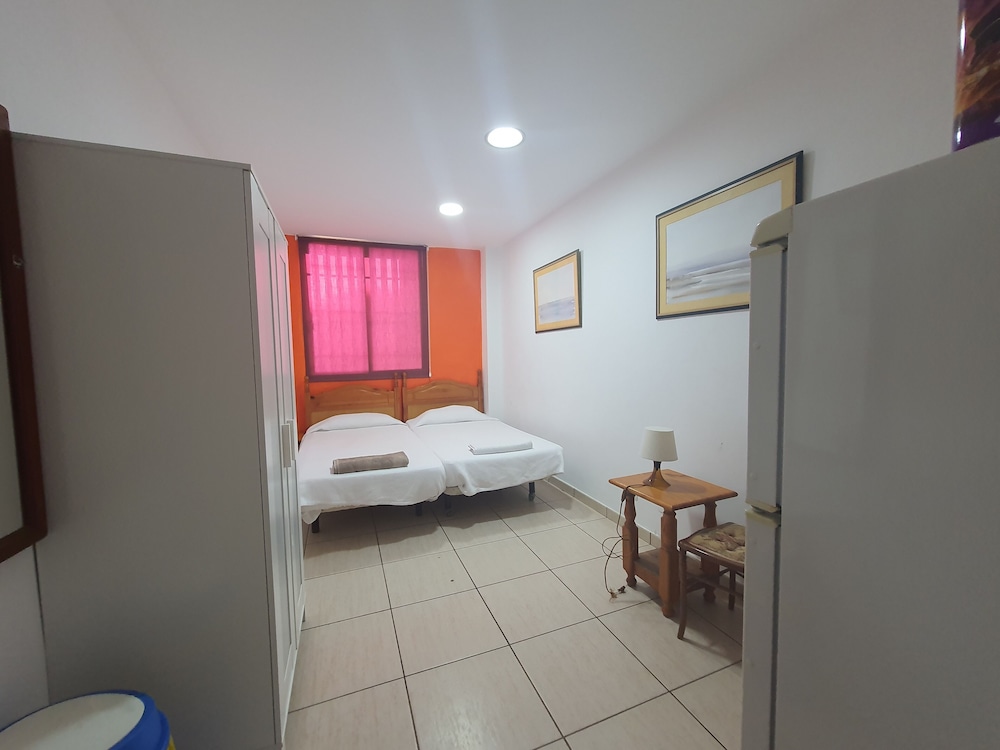 Habitaciones Privadas 5 del Doramas Wifi Gratis Baño Compartido (2 camas individuales 90 por 200) CON VISTA