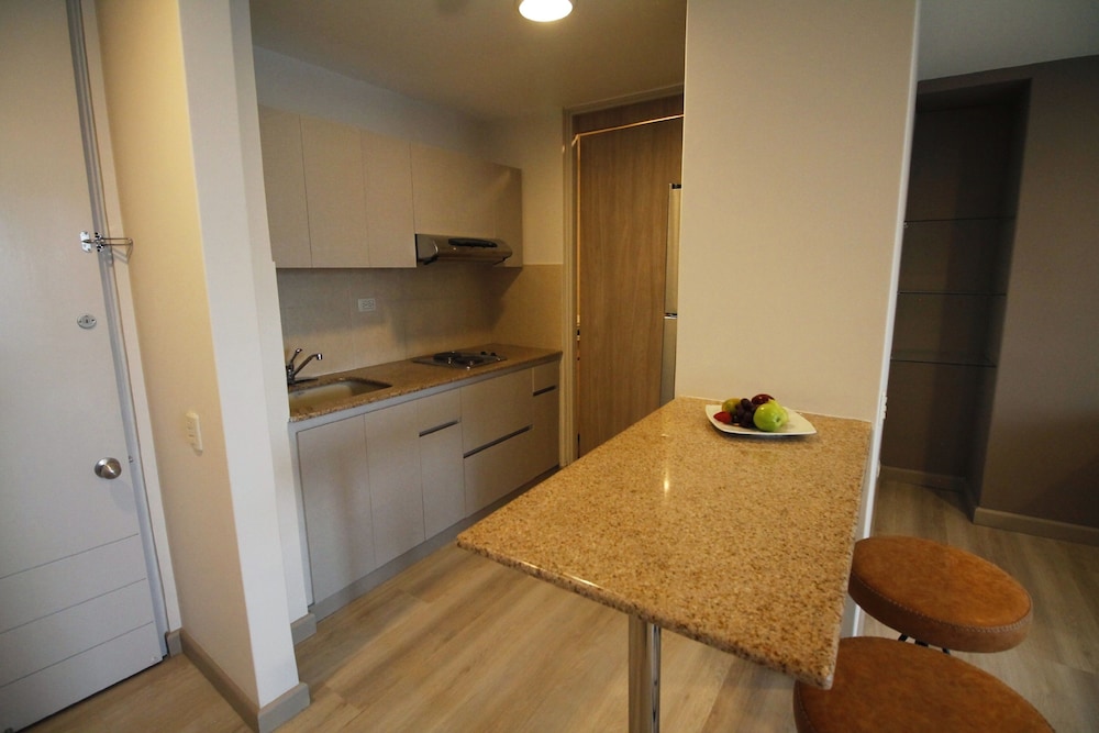 Deluxe Room, 1 Queen Bed (Junior Estelar Queen Apartment) - Photo 7