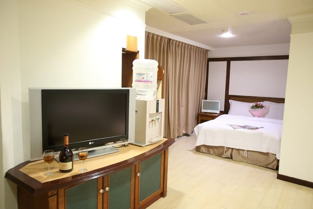 Deluxe Room (5-Person) photo 1