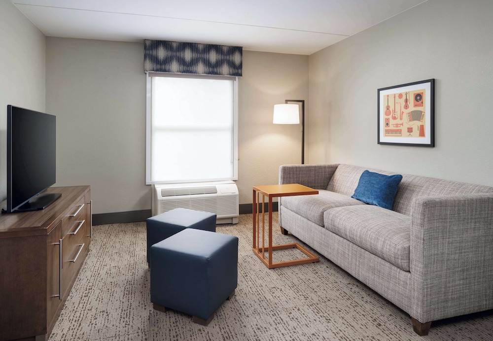Suite, 2 Queen Beds, Kitchen - Photo 5