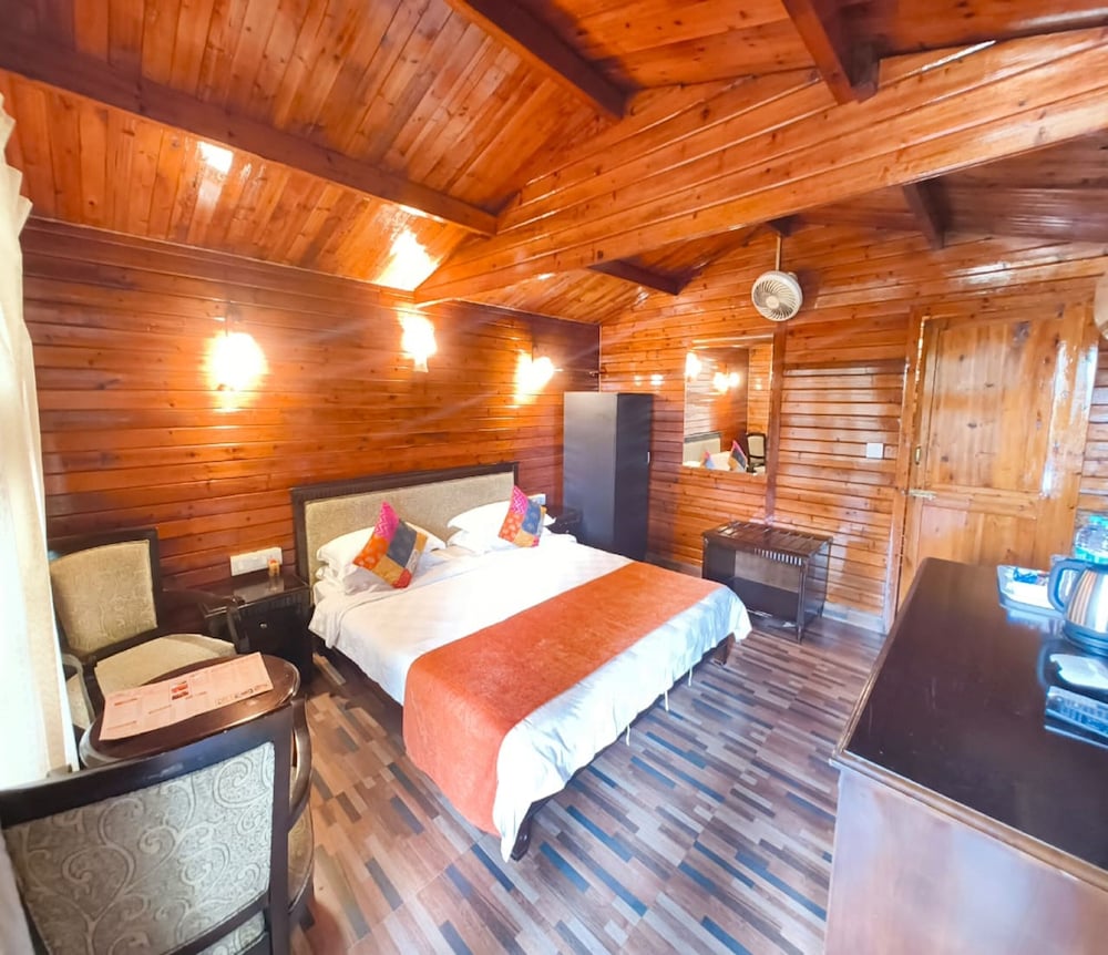 Standard Cabin, River View