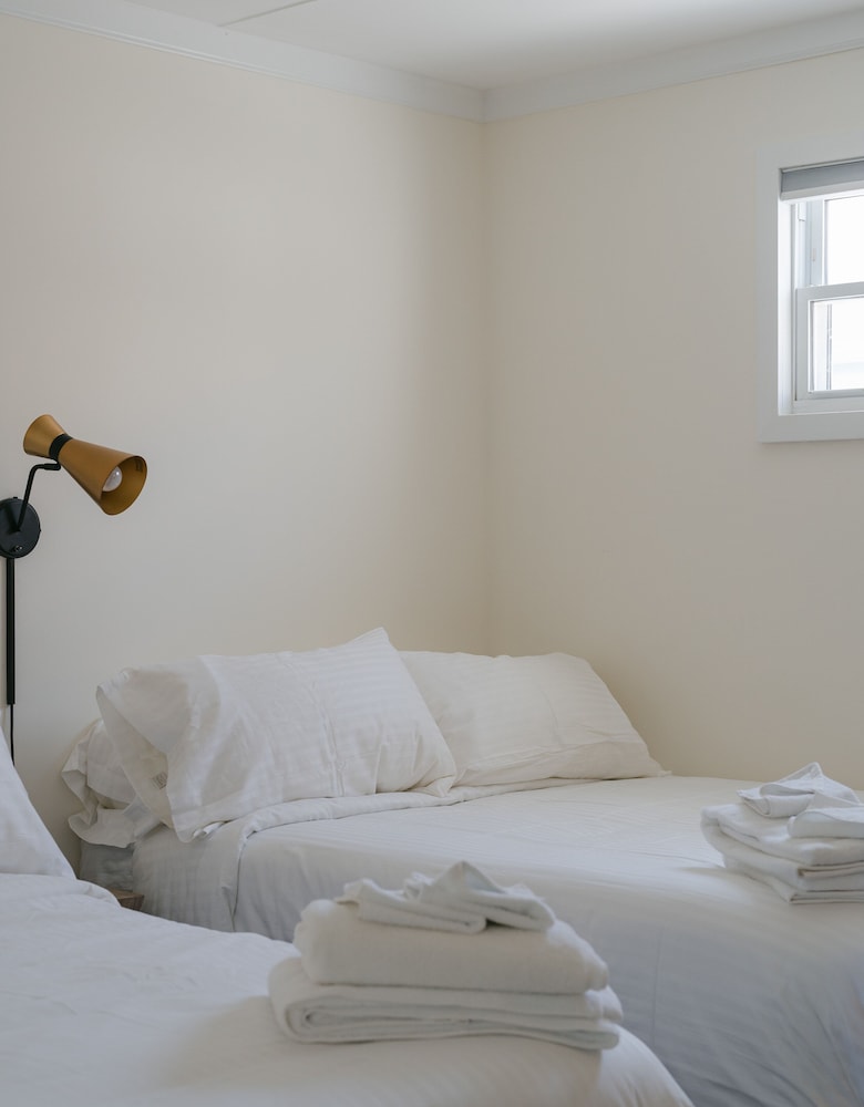 One Bedroom Suite photo 1