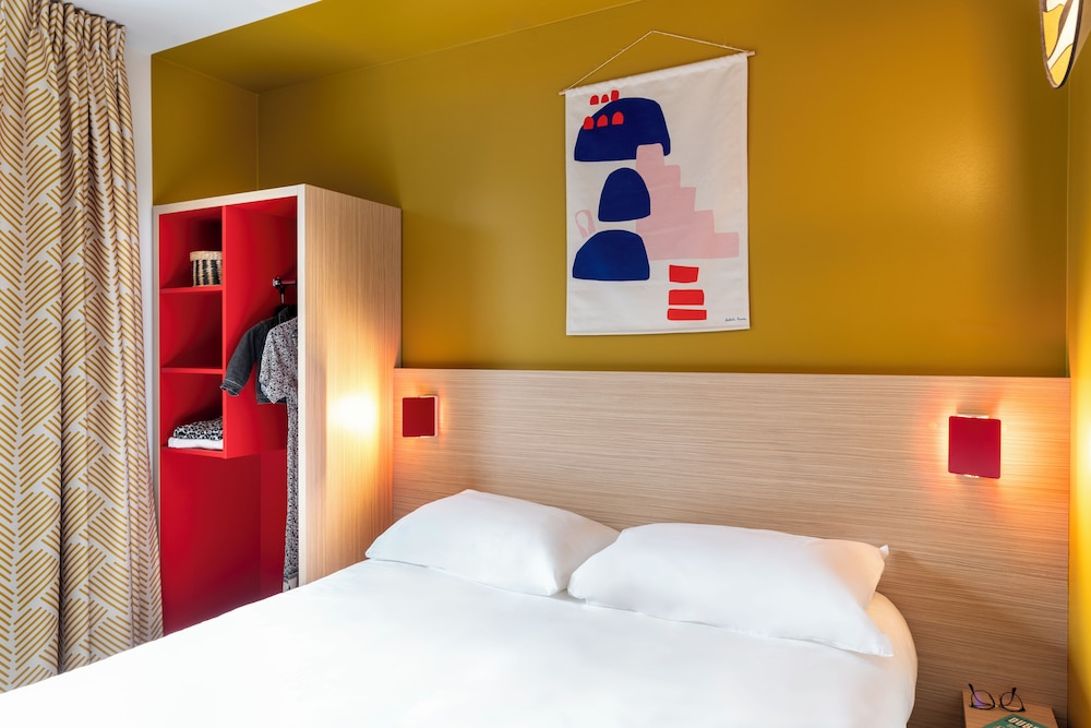 Standard Room, 1 Double Bed (Accessible) - Photo 1