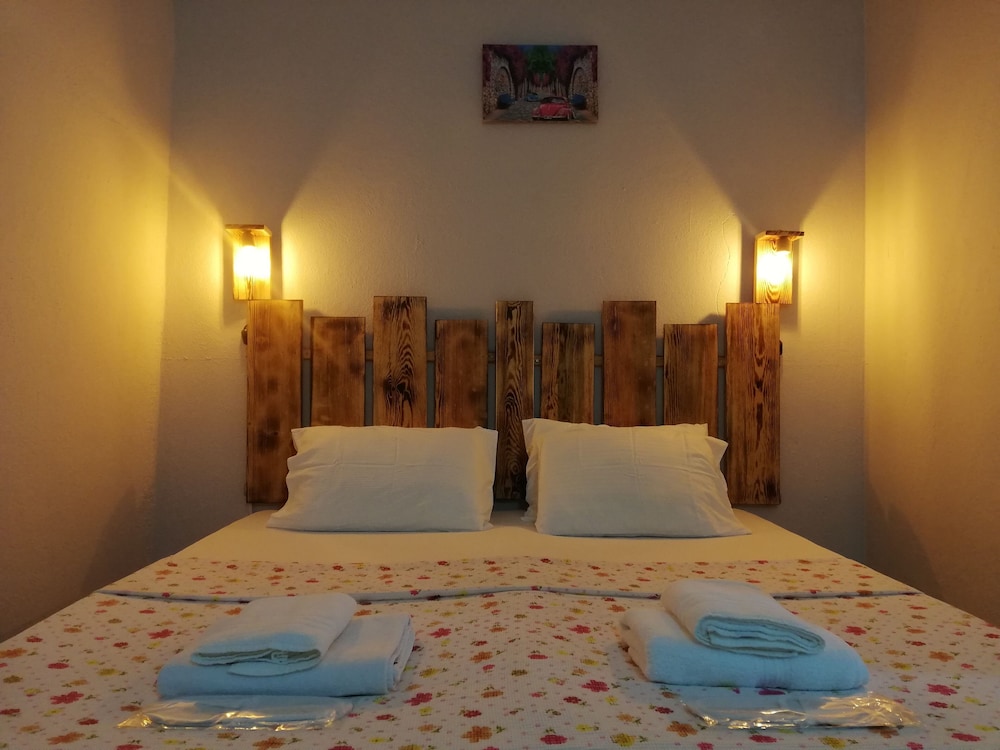 Economy Room photo 1