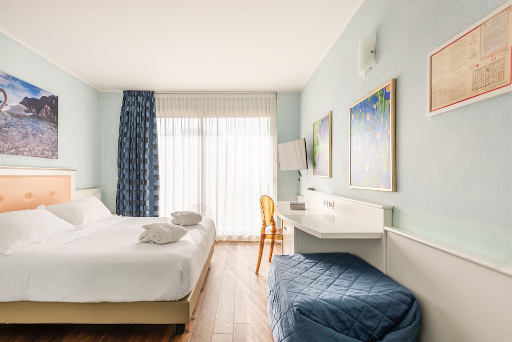 Comfort Triple Room