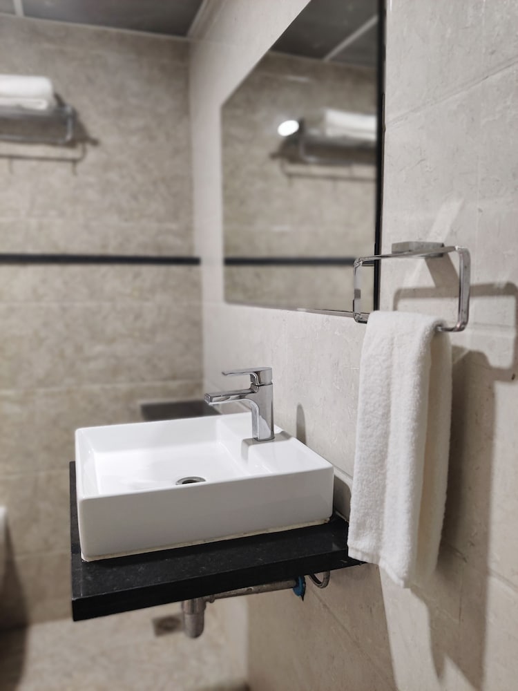 Luxury Studio Suite photo 3