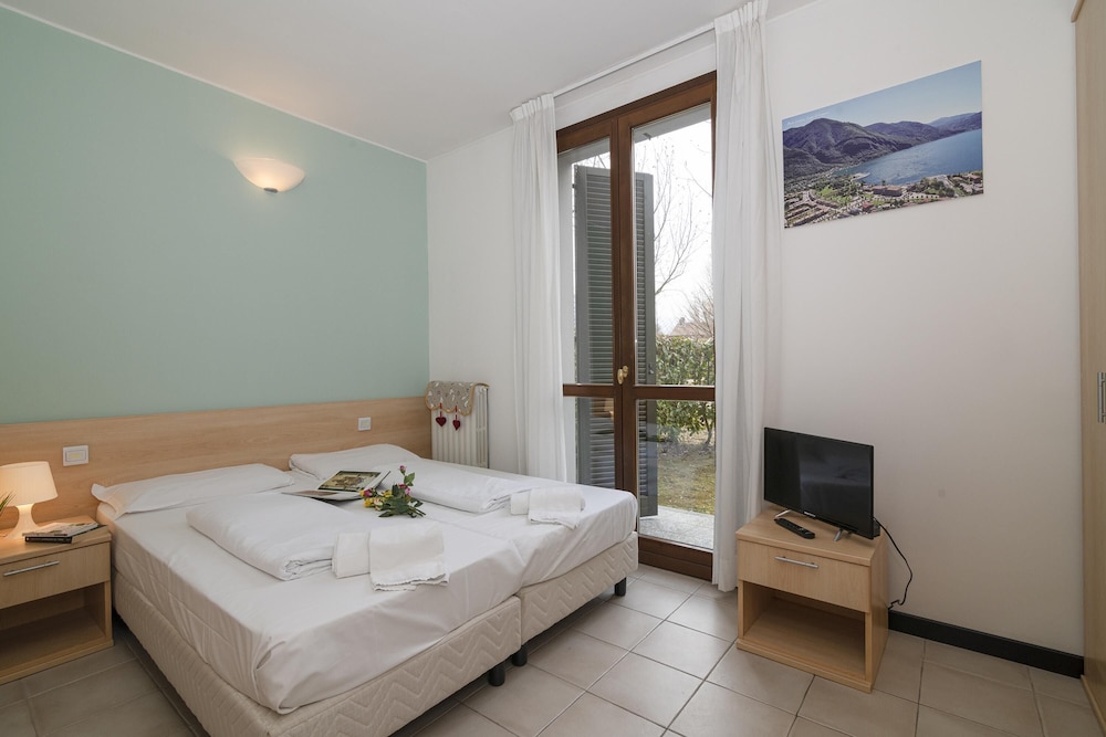Standard Apartment, 1 Bedroom, Beachside (Porto Letizia Torino 2A)