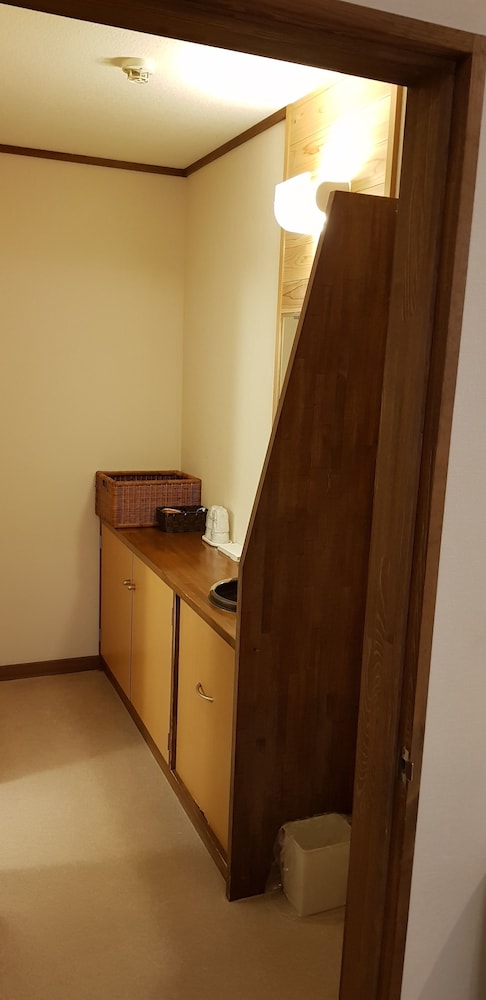 Twin Room - Photo 30