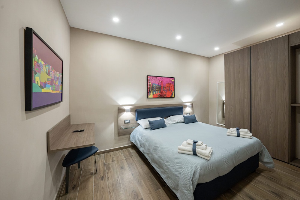 Classic Quadruple Room