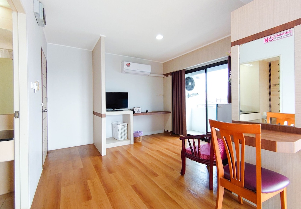 Deluxe Twin Room - Photo 3