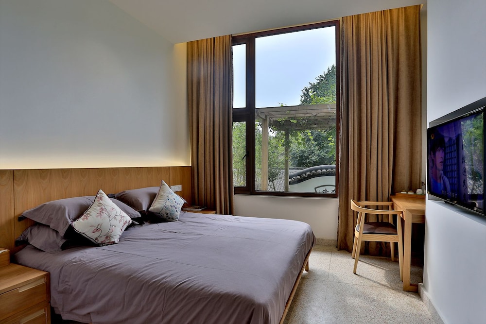 Standard Double Room (Chan Yuan)