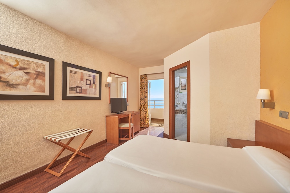 Double Room, Sea View thumbnail 5