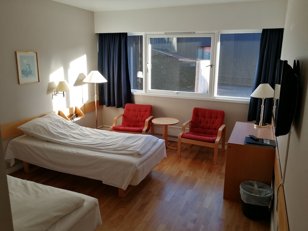 Standard Double Room, 2 Twin Beds photo 1