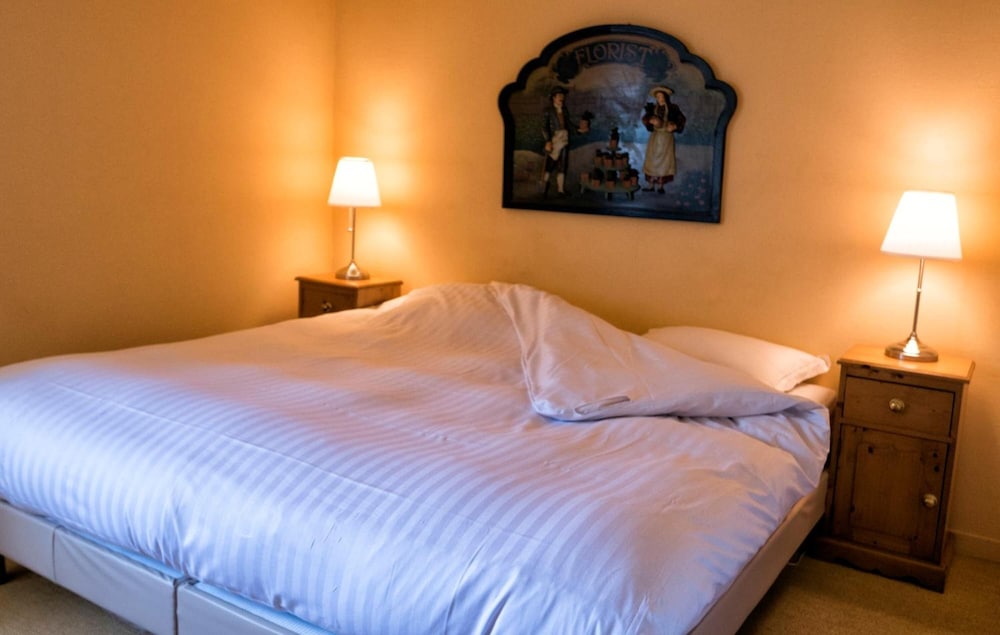 Superior Suite, 1 Bedroom - Photo 16