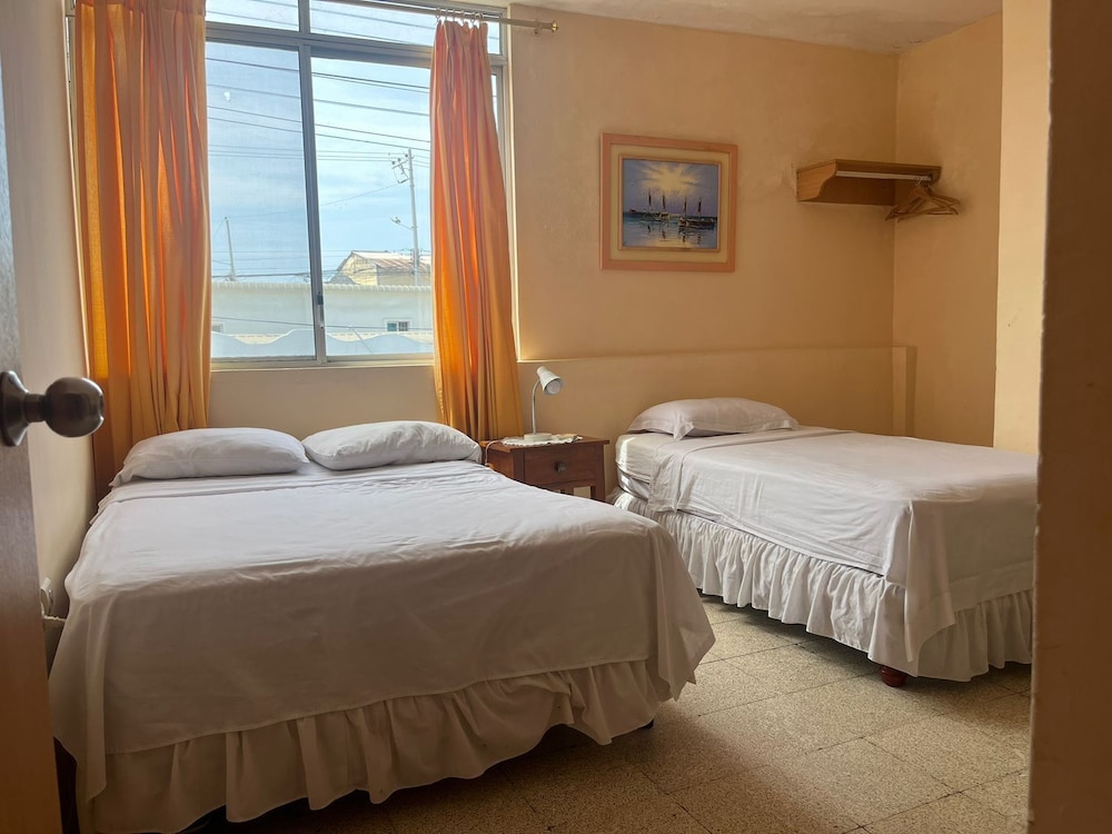 Superior Triple Room, Multiple Beds, Private Bathroom photo 1