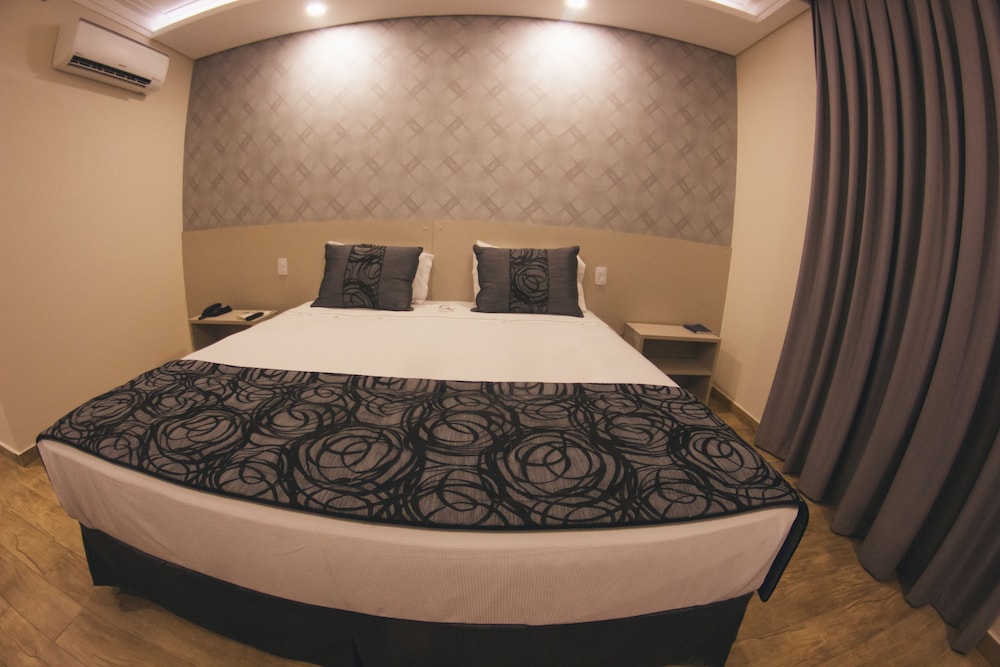 Deluxe Double Room, 1 Double Bed photo 3