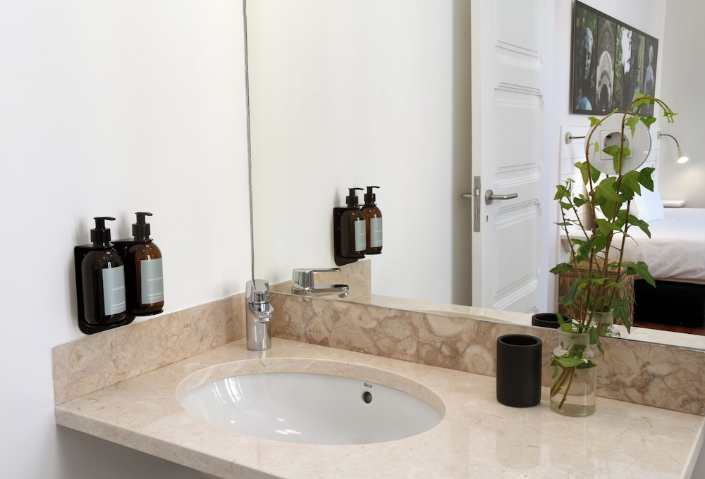 Classic Room, Ensuite photo 2