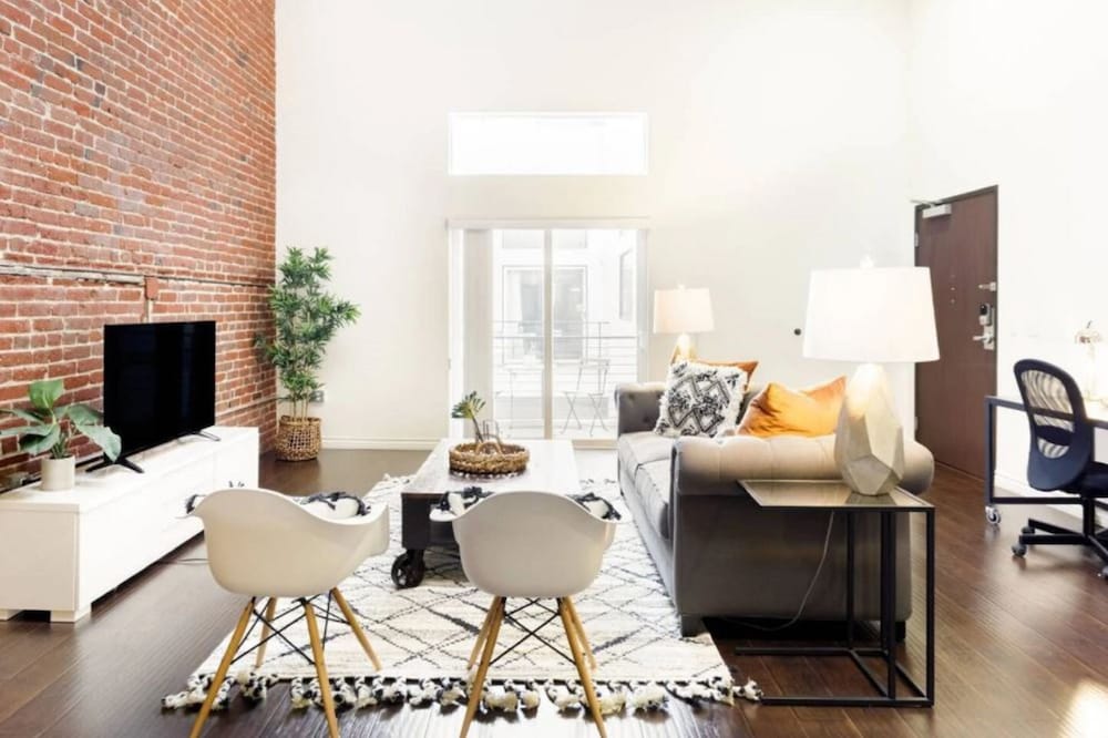 Penthouse, 2 Bedrooms, Balcony
