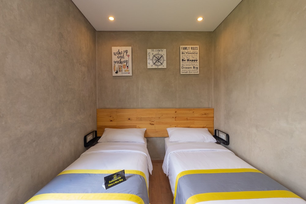 Deluxe Twin Room - Photo 17