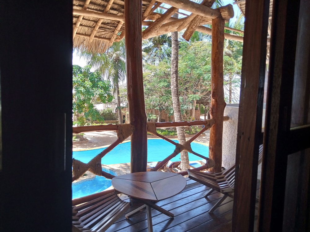 Honeymoon Room