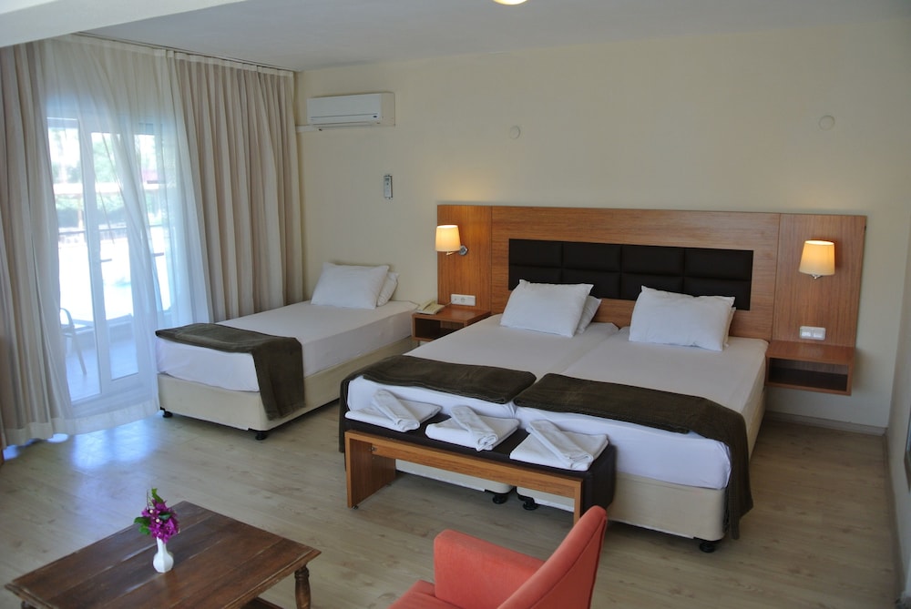 Suite, 1 Bedroom photo 1