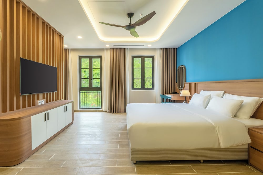 Family Studio Suite, Hill View - Photo 4