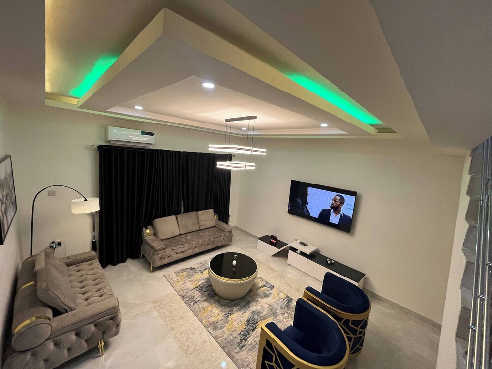 Apartment, 3 Bedrooms, Balcony