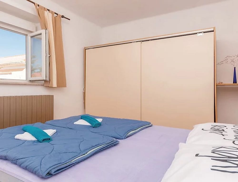 Apartment (One Bedroom Apartment with shared Ter) photo 2
