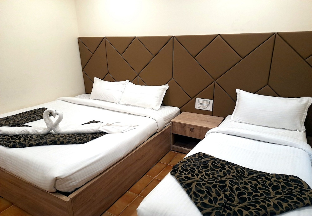 Deluxe Triple Room - Photo 6