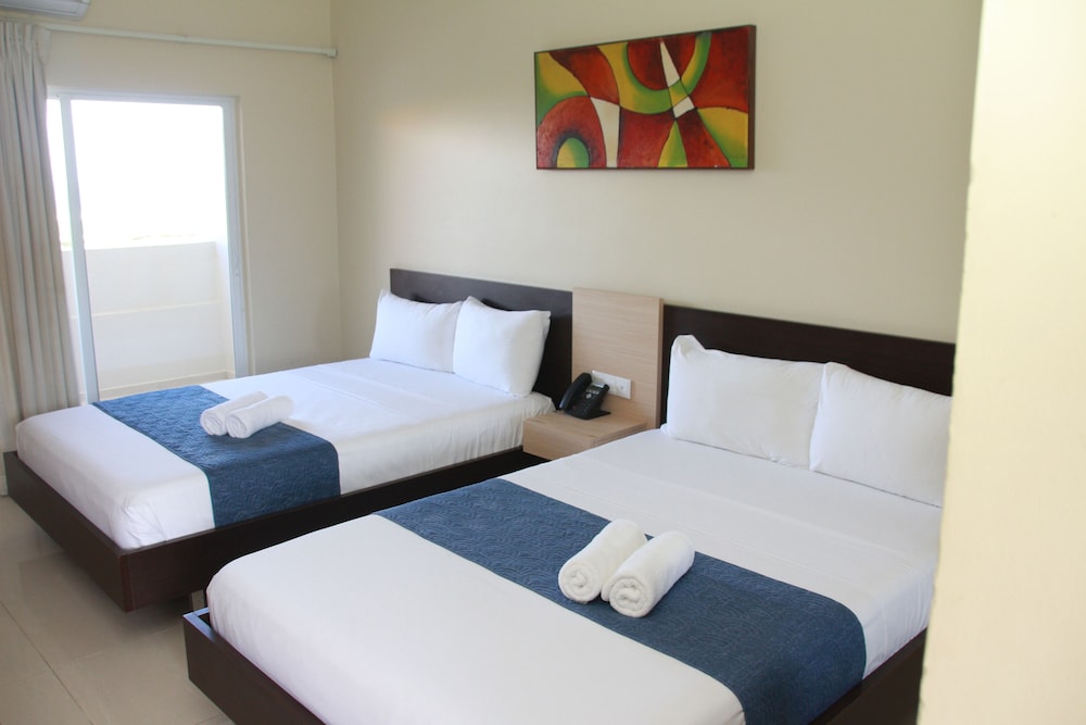 Deluxe Double Room, 2 Queen Beds, Balcony