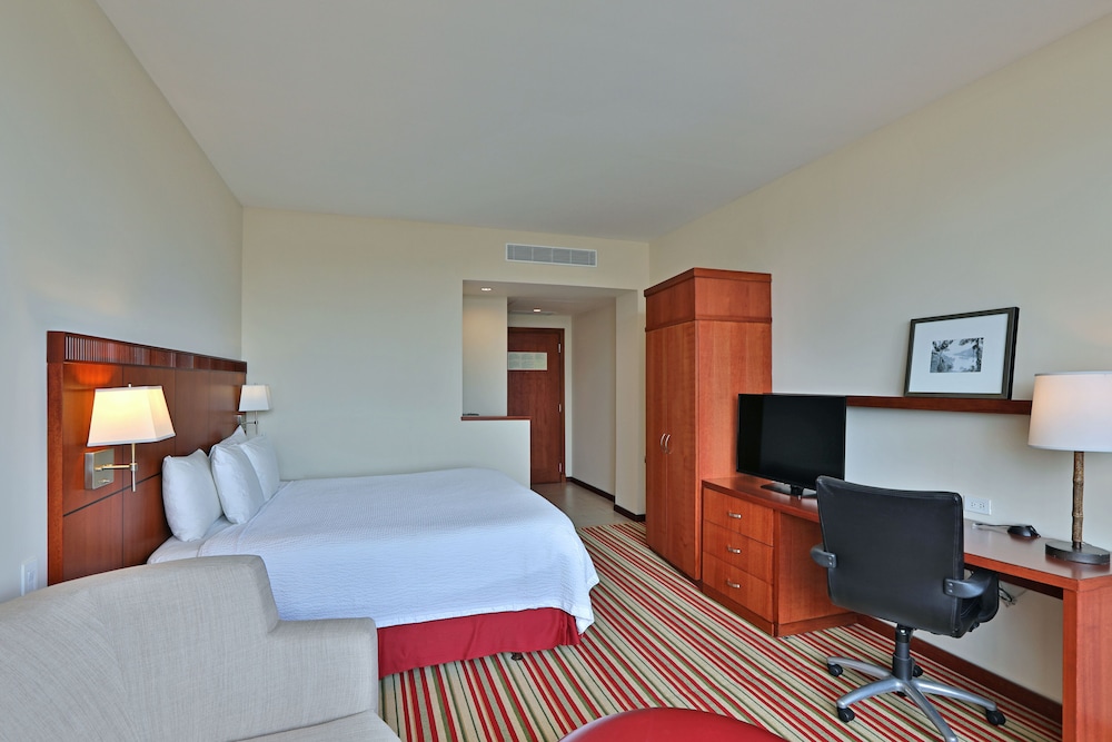 Superior Room, 1 King Bed with Sofa bed - Photo 3