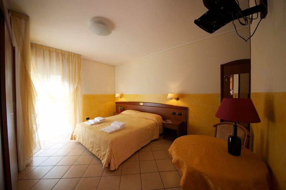 Double Room, 1 Queen Bed, Non Smoking