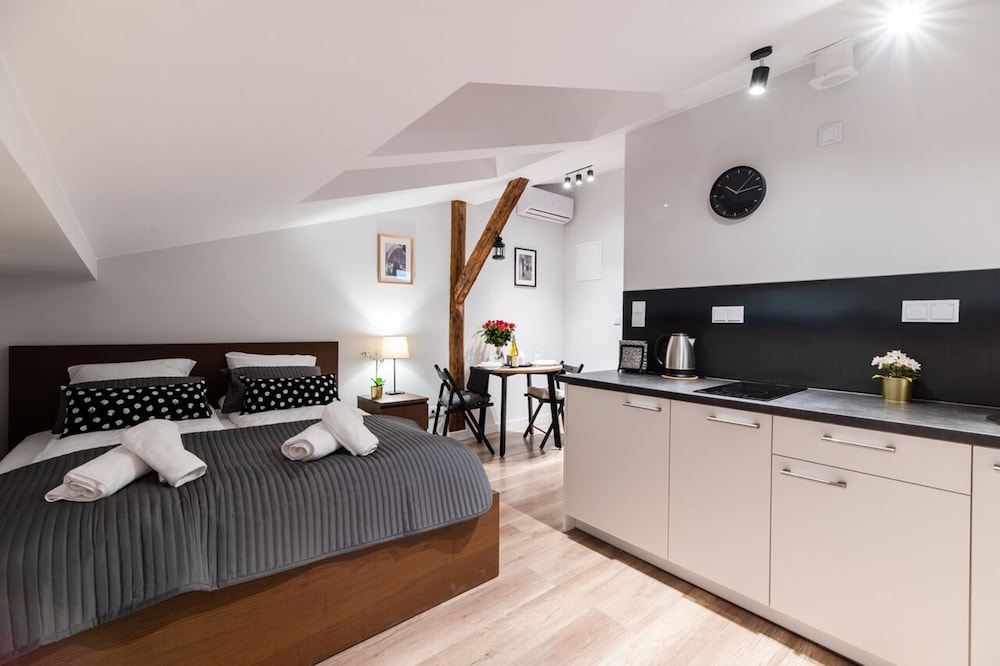 Apartment (D47)