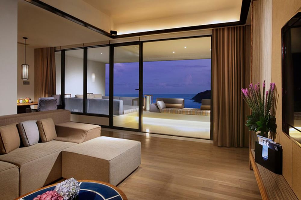 Suite, 1 Bedroom, Ocean View - Photo 3
