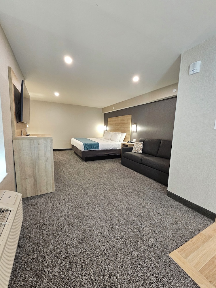 Riverview Superior Kitchenette Suite, 1 King bed & Sofa bed photo 3