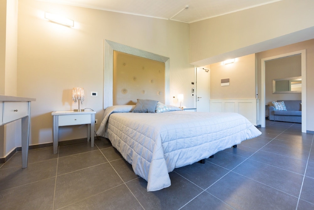 Classic Quadruple Room