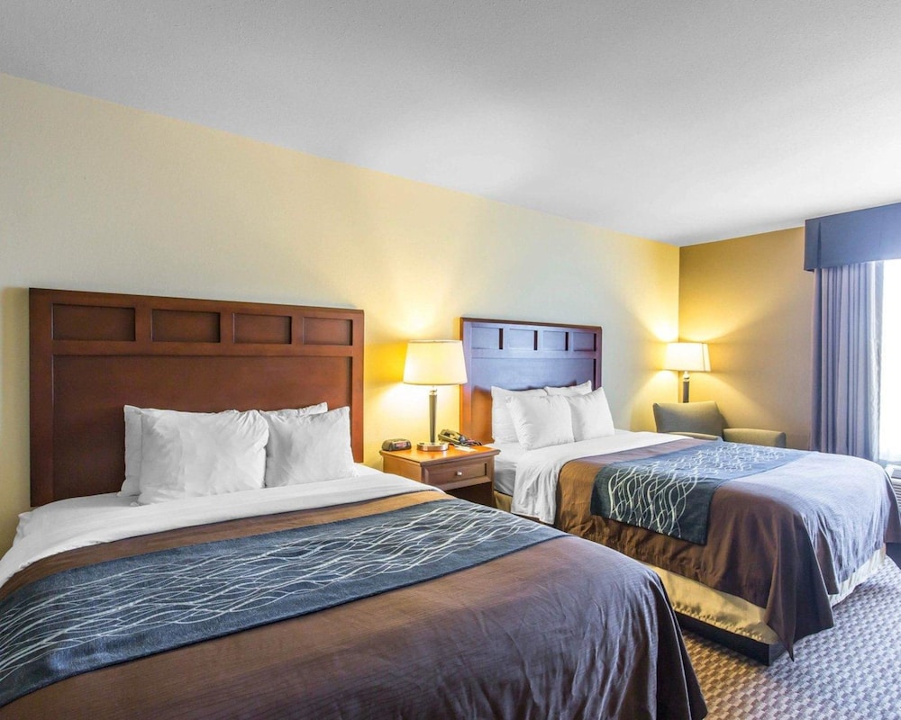 Room, 2 Queen Beds, Accessible, Non Smoking - Photo 1