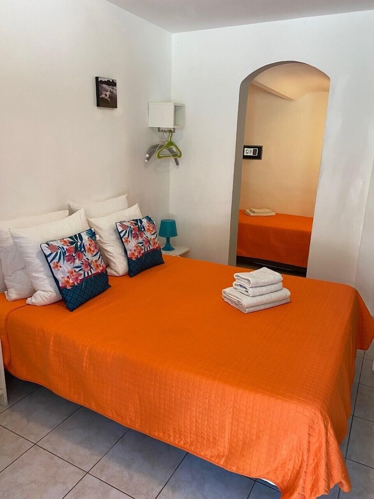Classic Triple Room, Ensuite (Std)