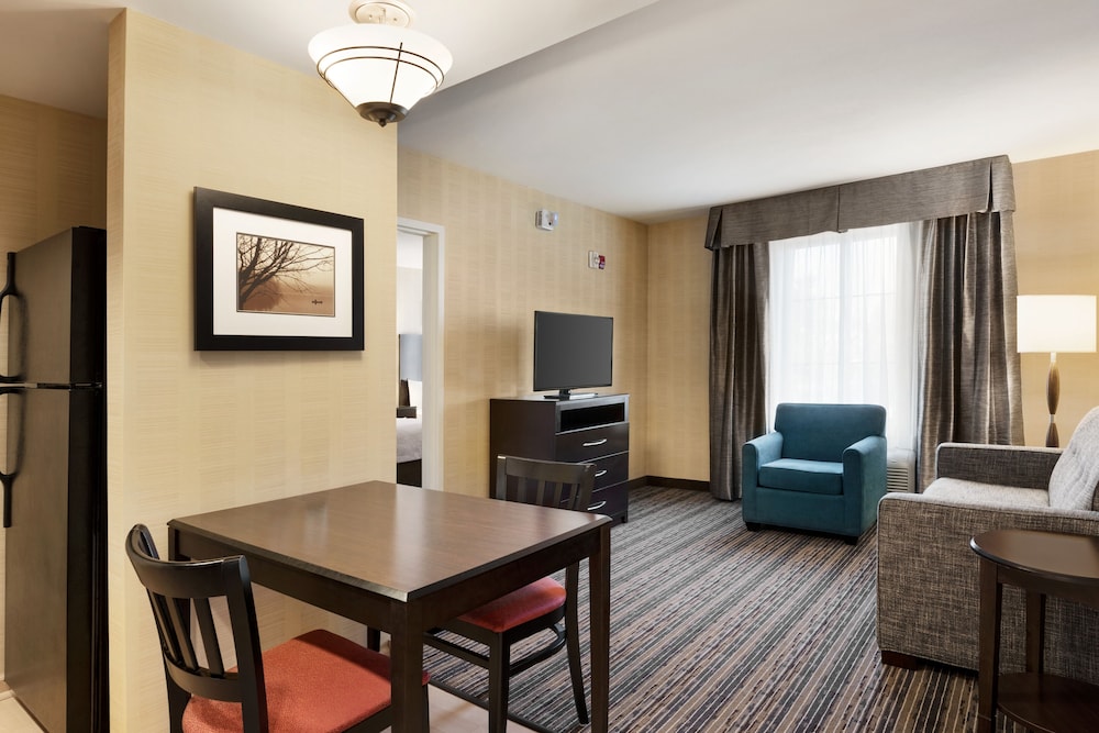 Suite, 2 Queen Beds, Accessible (Roll-in Shower) - Photo 4