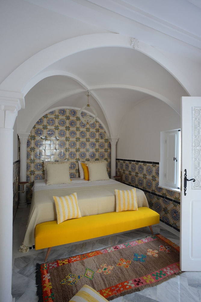 Design Suite, Ensuite (Mimosa) photo 2