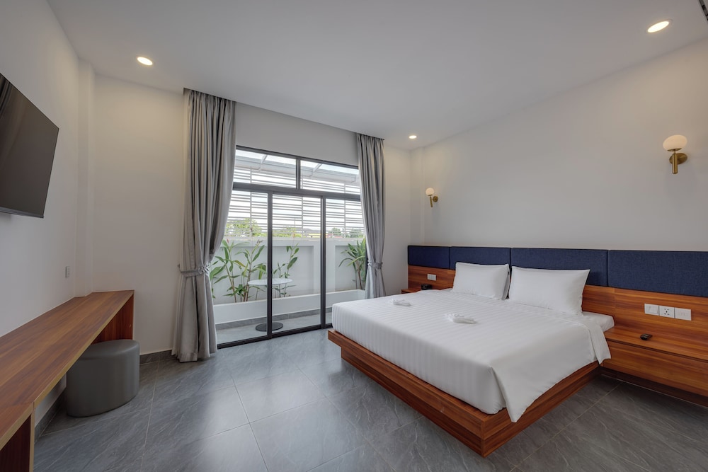 Deluxe Double Room, City View photo 1