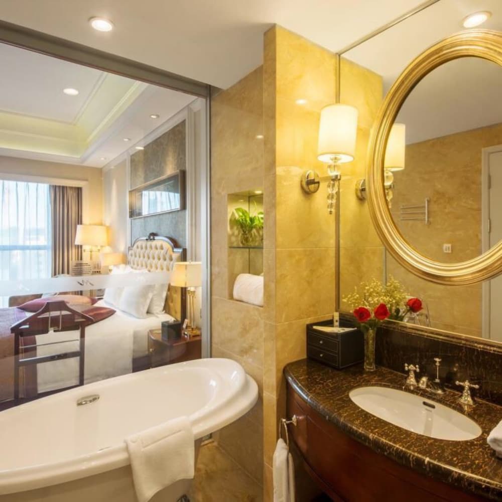 Deluxe Double Room, City View photo 2