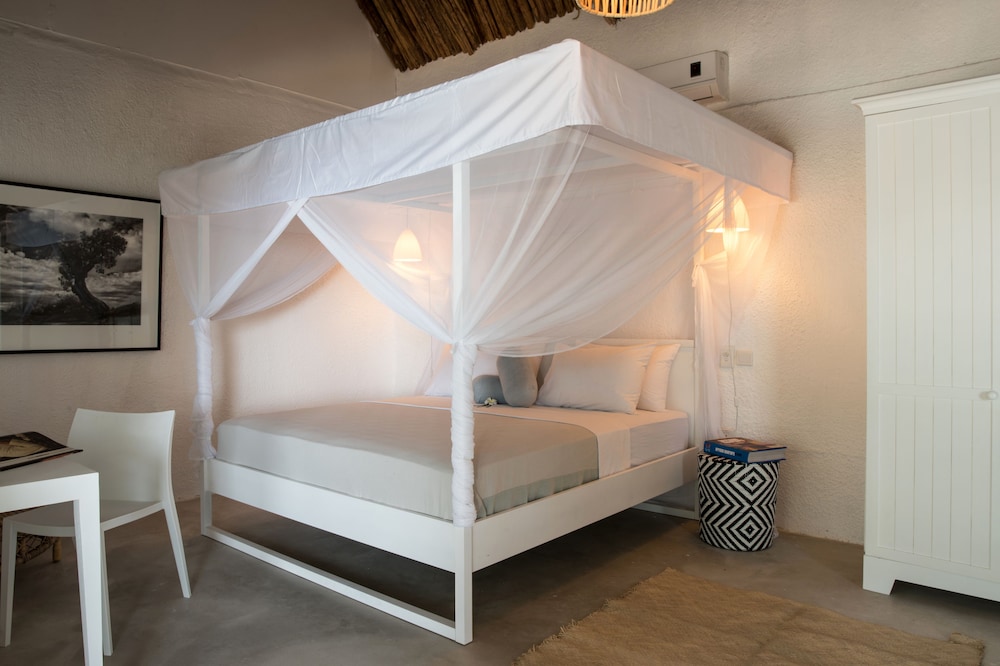 Junior Suite, Ocean View (Single) photo 3