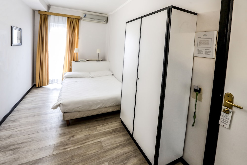 Double Room Single Use photo 3