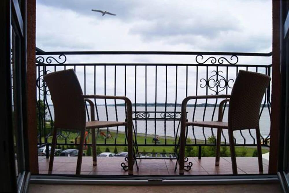 Deluxe Double Or Twin Room, Balcony photo 3