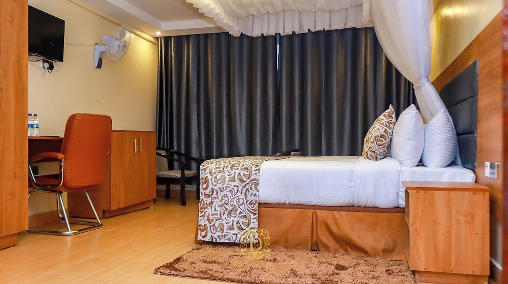Deluxe Room, Lake View photo 3