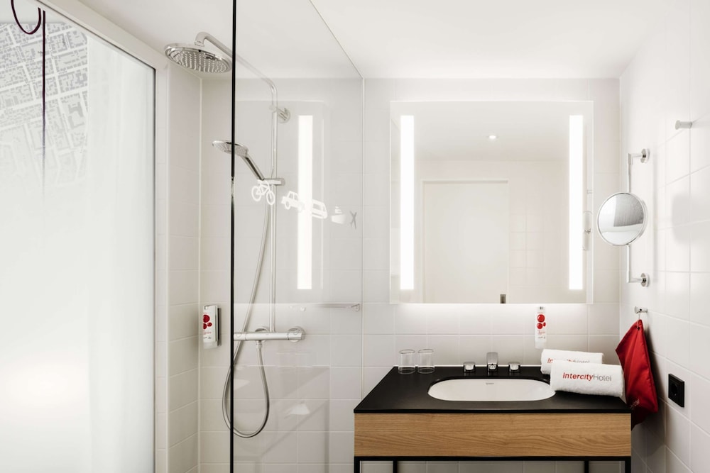 Business Room, 1 Queen Bed, Non Smoking, Air conditioning photo 3