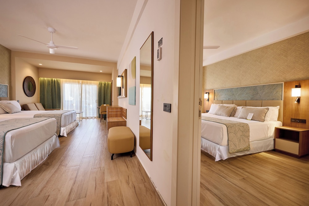 Family Suite, 2 Bedrooms (B2C-US)